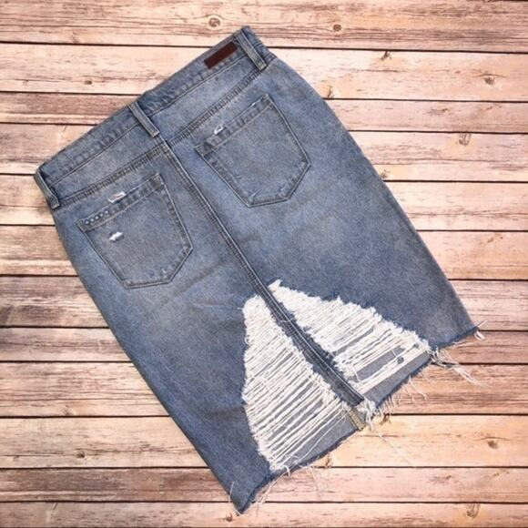 Blank NYC Denim Faithful Big Reveal Skirt Size 25 - Picture 3 of 6